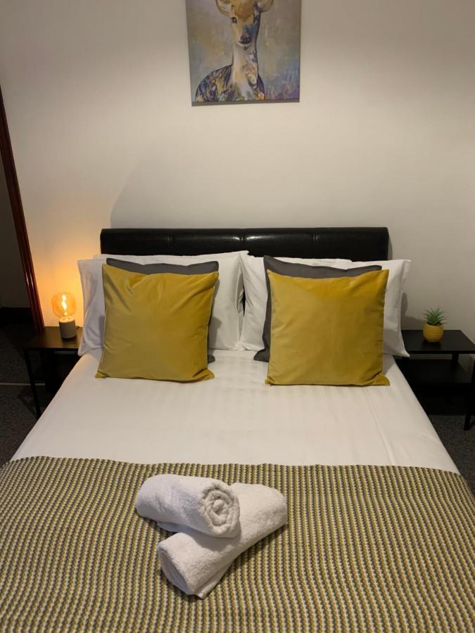 Apartment Rodsley - 2 Bedroom 1st Floor Flat Free Parking Wifi And Netflix